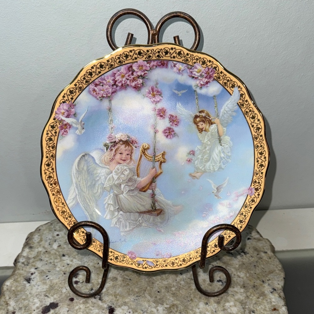 Vintage Angels Sweetly Swinging Reco Sandra Kuck Gardens of Innocence 1997 Plate